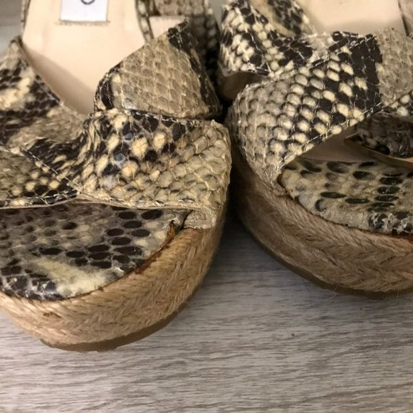 JIMMY CHOO NATURAL PYTHON SNAKE SKIN PLATFORM SANDALS SIZE 5 - Picture 4 of 8